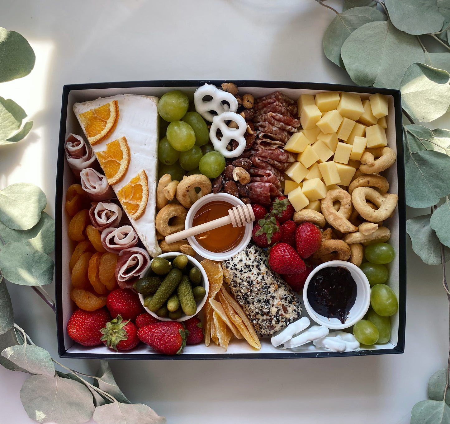 Medium Charcuterie Box