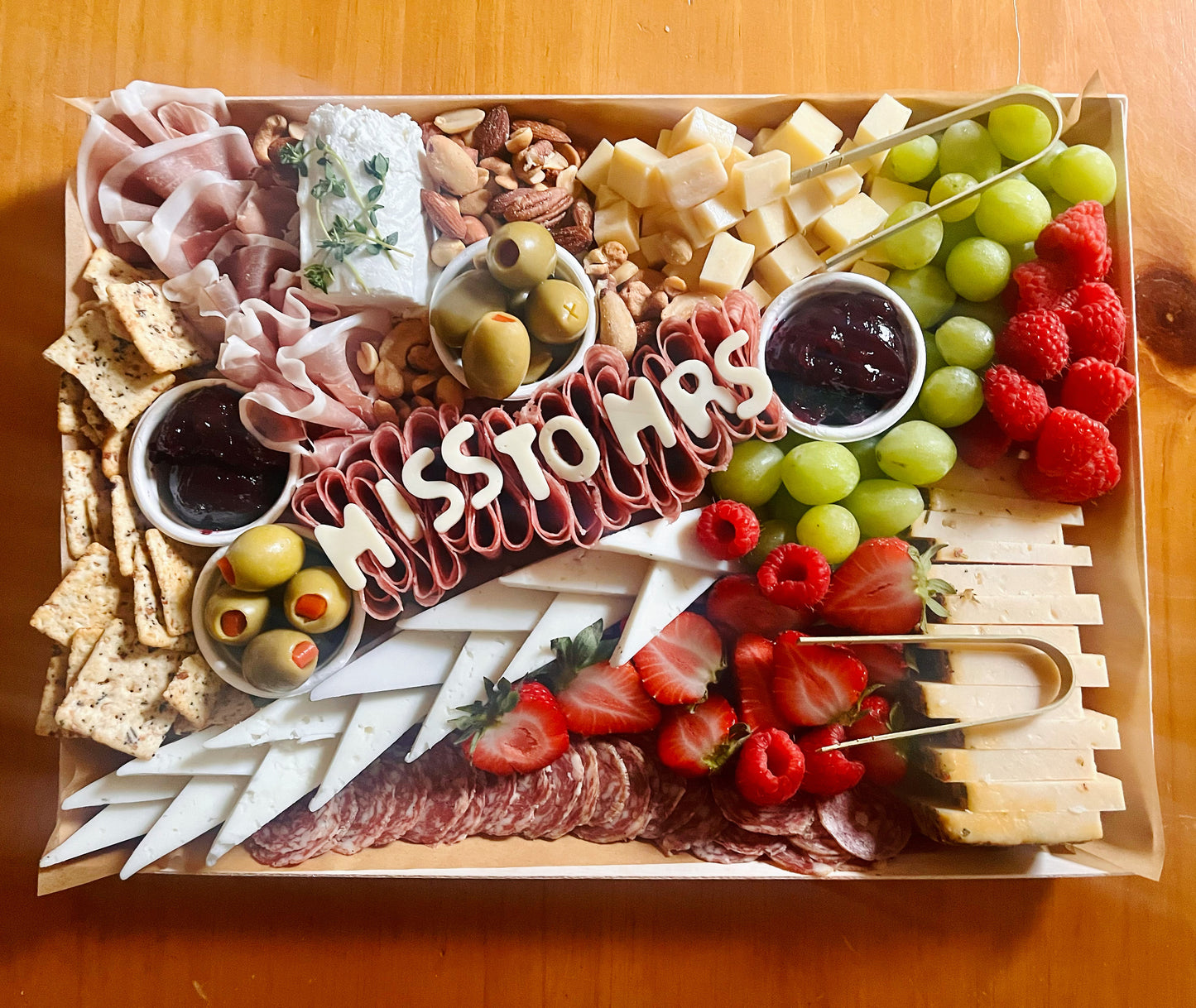 Large Charcuterie Box